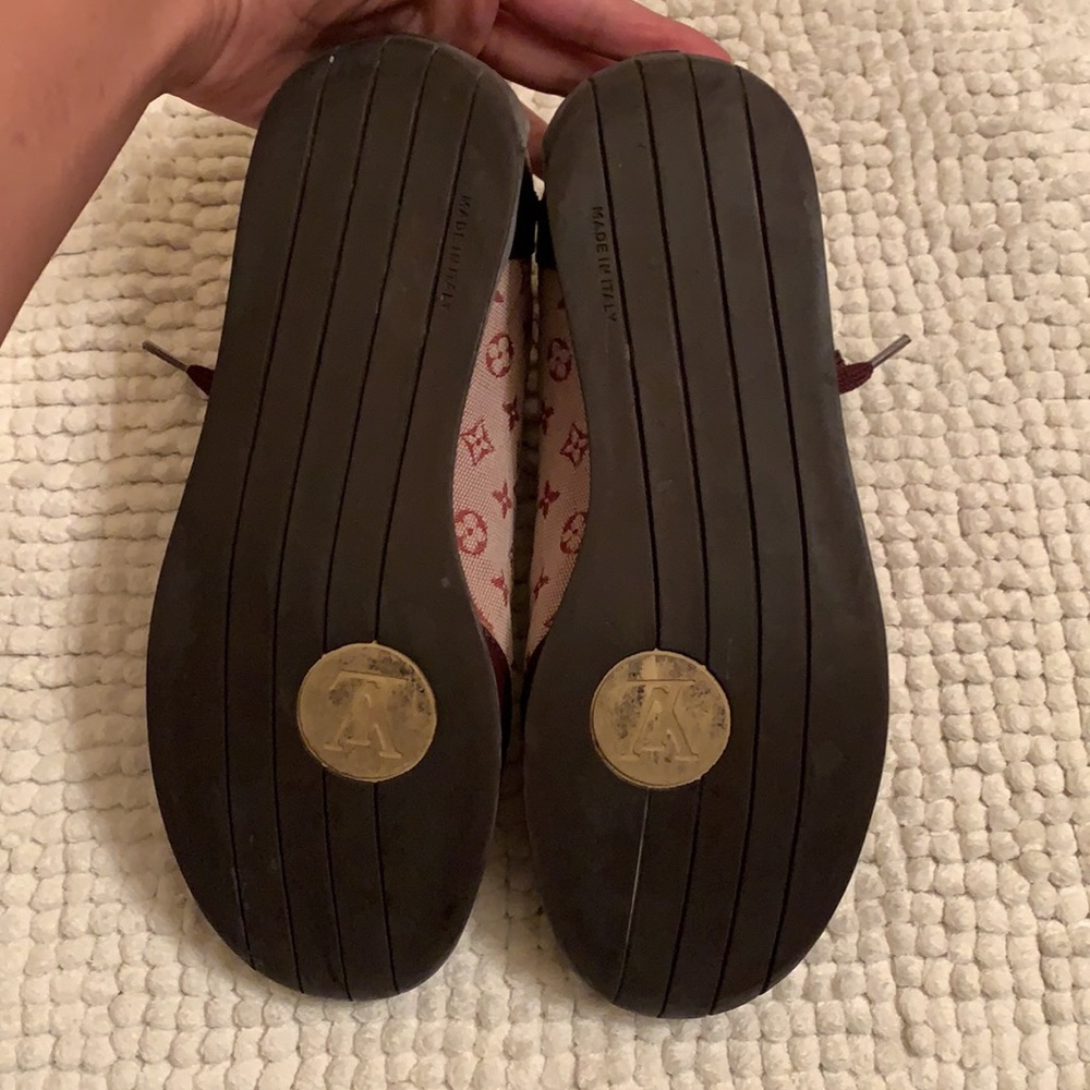 Shoes - Picture 4 of 4
